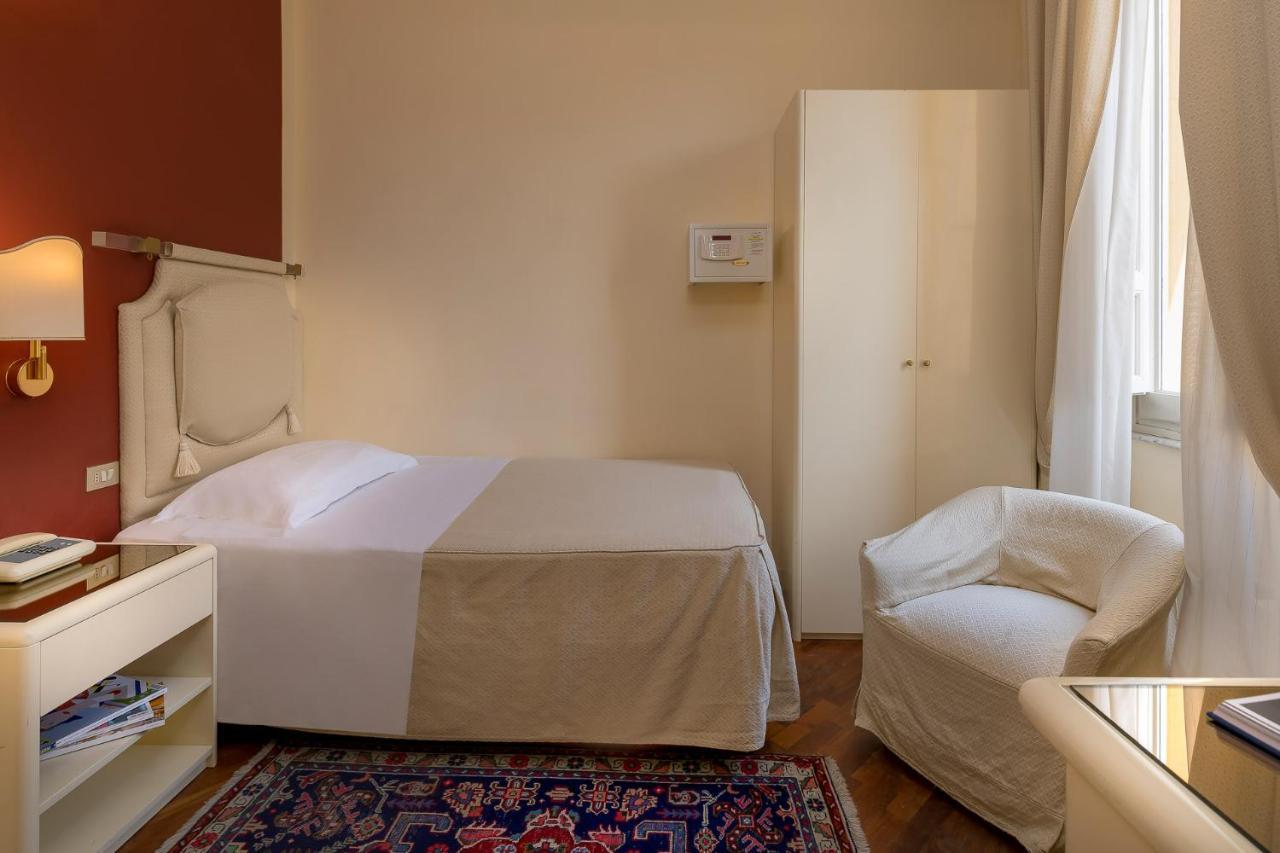 Single Room,446610003:JPEG